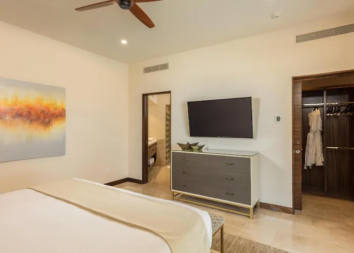 Beachfront 2 Bdrm In Exclusive Diamante Golf Apartahotel